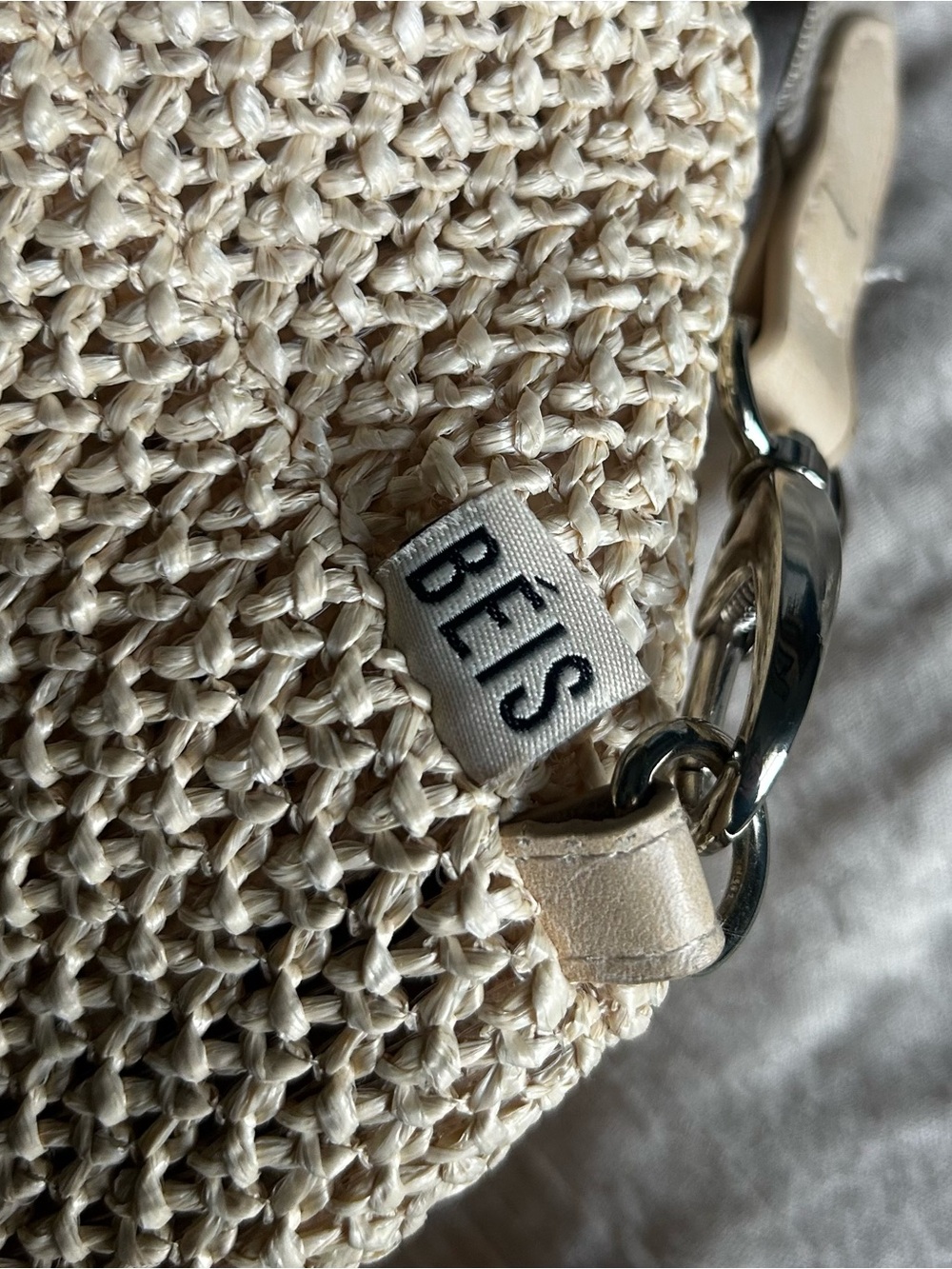 Beis Raffia Sling Backpack - Picture 7 of 8